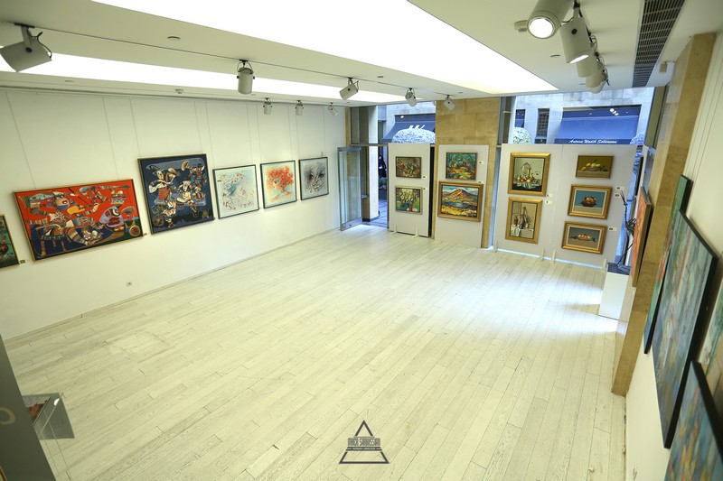 Arame Art Gallery-Enchanted Reality Exhibition 